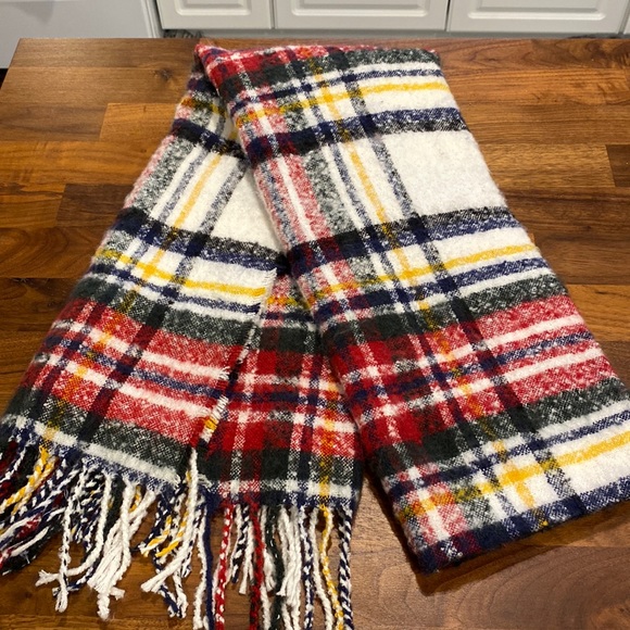 Steve Madden Scarf Never Worn - Picture 1 of 4